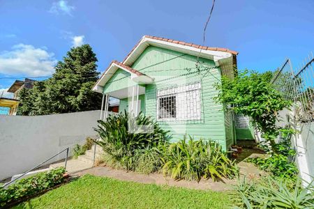 Casa à venda com 200m², 3 quartos e 2 vagasFachada