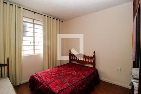 Quarto 1 de casa à venda com 4 quartos, 320m² em Carlos Prates, Belo Horizonte