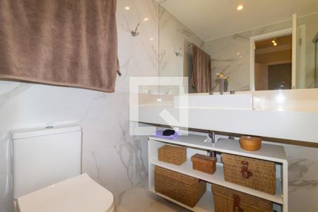 Apartamento à venda com 178m², 3 quartos e 3 vagasBanheiro da Suíte 1