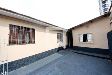 Casa para alugar com 70m², 2 quartos e 3 vagas Casa para alugar com 70m², 2 quartos e 3 vagasGaragem