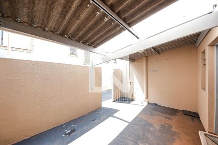 Casa para alugar com 50m², 1 quarto e sem vagaÁrea de Serviço