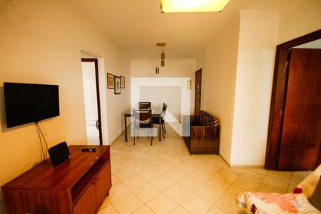 Sala de apartamento para alugar com 3 quartos, 86m² em Guilhermina, Praia Grande