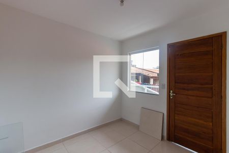 Sala de apartamento para alugar com 2 quartos, 38m² em Cidade Líder, São Paulo