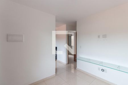 Sala de apartamento para alugar com 2 quartos, 38m² em Cidade Líder, São Paulo