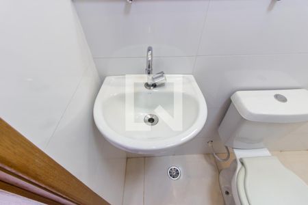 Apartamento para alugar com 38m², 2 quartos e sem vagaBanheiro