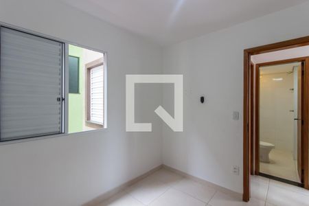 Quarto 2 de apartamento para alugar com 2 quartos, 38m² em Cidade Líder, São Paulo