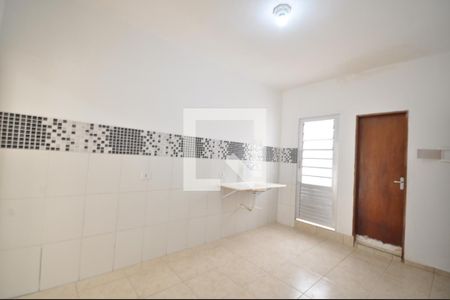 Cozinha de apartamento para alugar com 1 quarto, 40m² em Tucuruvi, São Paulo