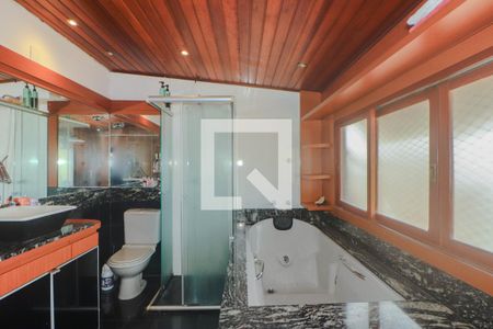Casa à venda com 230m², 3 quartos e 1 vagaBanheiro da Suíte
