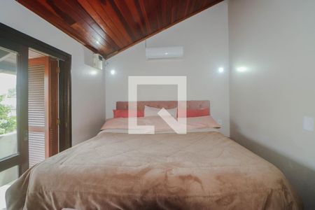 Casa à venda com 230m², 3 quartos e 1 vagaSuíte