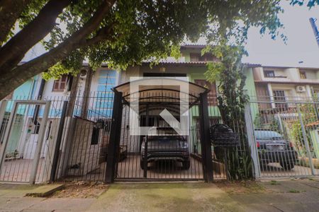 Casa à venda com 230m², 3 quartos e 1 vagaFachada