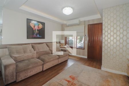 Sala de casa à venda com 3 quartos, 230m² em Morro Santana, Porto Alegre