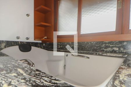 Casa à venda com 230m², 3 quartos e 1 vagaBanheiro da Suíte