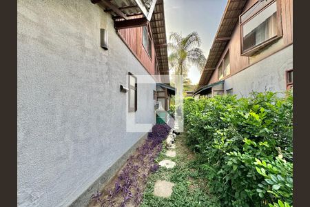 Casa de condomínio à venda com 130m², 2 quartos e 2 vagas Casa de condomínio à venda com 130m², 2 quartos e 2 vagasÁrea externa