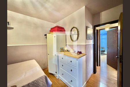 Casa de condomínio à venda com 130m², 2 quartos e 2 vagas Casa de condomínio à venda com 130m², 2 quartos e 2 vagasSuíte