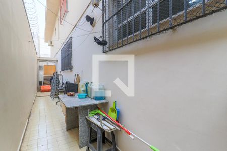 Casa para alugar com 200m², 4 quartos e 3 vagasCorredor lateral