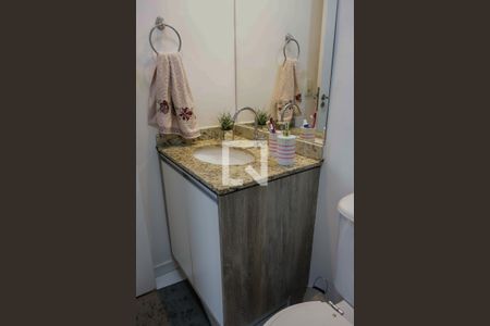 Apartamento à venda com 57m², 2 quartos e 1 vaga Apartamento à venda com 57m², 2 quartos e 1 vagaBanheiro