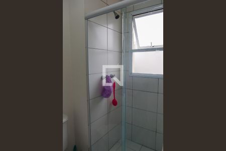 Apartamento à venda com 57m², 2 quartos e 1 vaga Apartamento à venda com 57m², 2 quartos e 1 vagaBanheiro da Suíte 2
