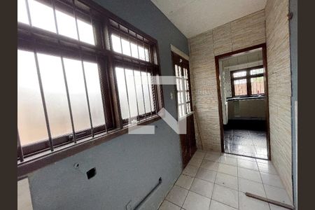 Casa à venda com 160m², 3 quartos e 1 vagaÁrea de Serviço