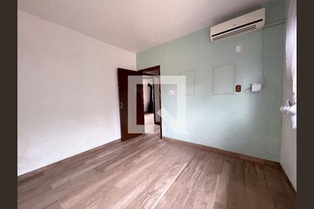 Quarto 2 de casa à venda com 3 quartos, 160m² em Scharlau, São Leopoldo