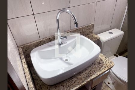 Casa à venda com 160m², 3 quartos e 1 vagaBanheiro