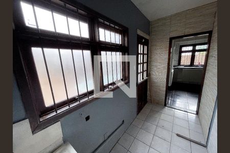 Casa à venda com 160m², 3 quartos e 1 vagaÁrea de Serviço