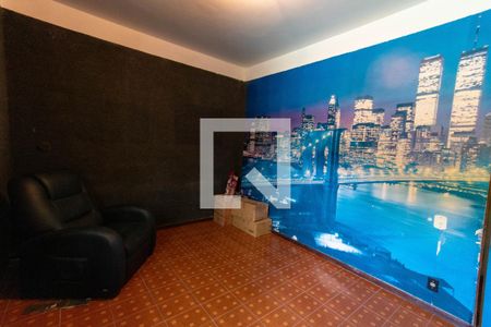 Casa à venda com 1500m², 5 quartos e 3 vagas Casa à venda com 1500m², 5 quartos e 3 vagasQuarto 4