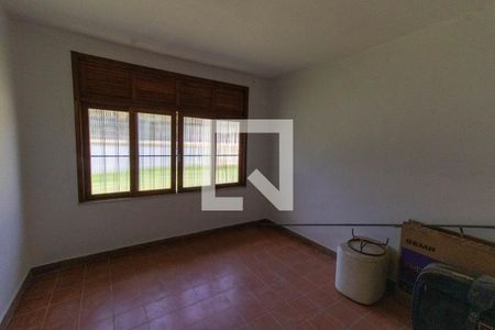 Casa à venda com 1500m², 5 quartos e 3 vagas Casa à venda com 1500m², 5 quartos e 3 vagasEdícula