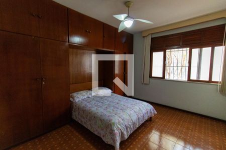 Casa à venda com 1500m², 5 quartos e 3 vagas Casa à venda com 1500m², 5 quartos e 3 vagasQuarto 2