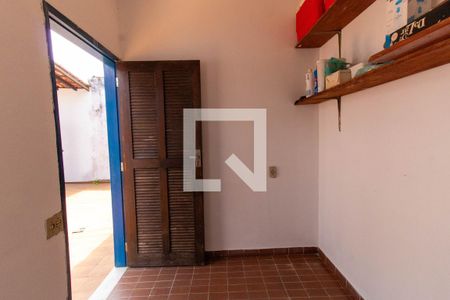 Casa à venda com 1500m², 5 quartos e 3 vagas Casa à venda com 1500m², 5 quartos e 3 vagasQuarto de Serviço