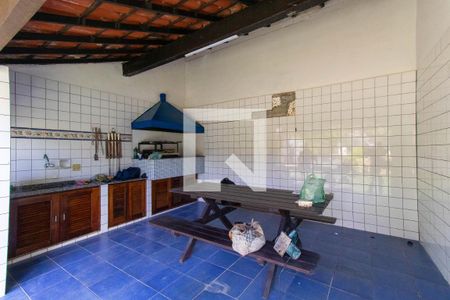 Casa à venda com 1500m², 5 quartos e 3 vagas Casa à venda com 1500m², 5 quartos e 3 vagasÁrea gourmet