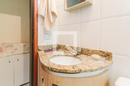 Casa à venda com 97m², 3 quartos e 2 vagasBanheiro Social