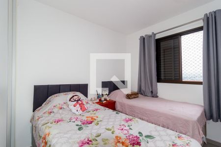 Apartamento à venda com 69m², 2 quartos e 1 vagaQuarto 2