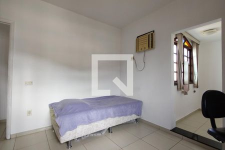 Casa de condomínio à venda com 250m², 5 quartos e 2 vagasQuarto 3