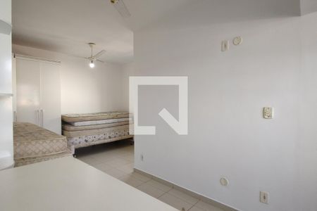 Casa de condomínio à venda com 250m², 5 quartos e 2 vagasQuarto 4 - Suíte