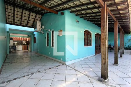 Casa de condomínio à venda com 250m², 5 quartos e 2 vagasGaragem