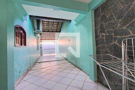 Casa de condomínio à venda com 250m², 5 quartos e 2 vagasGaragem