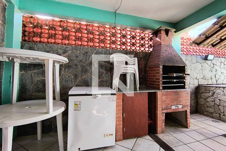 Casa de condomínio à venda com 250m², 5 quartos e 2 vagasChurrasqueira