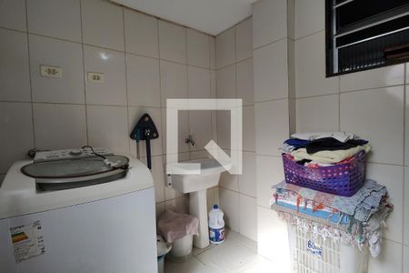 Casa de condomínio à venda com 250m², 5 quartos e 2 vagasÁrea de Serviço