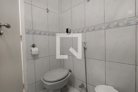 Casa de condomínio à venda com 250m², 5 quartos e 2 vagasBanheiro 1