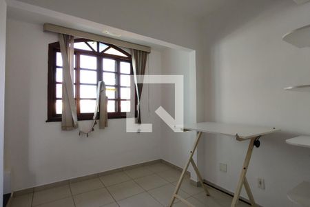 Casa de condomínio à venda com 250m², 5 quartos e 2 vagasQuarto 4 - Suíte