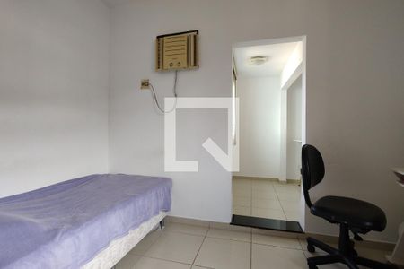 Casa de condomínio à venda com 250m², 5 quartos e 2 vagasQuarto 3