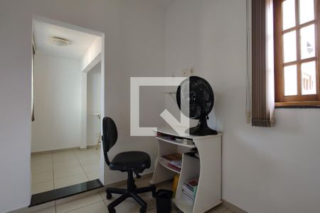 Casa de condomínio à venda com 250m², 5 quartos e 2 vagasQuarto 3