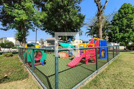 Casa de condomínio à venda com 250m², 5 quartos e 2 vagasÁrea comum - Playground