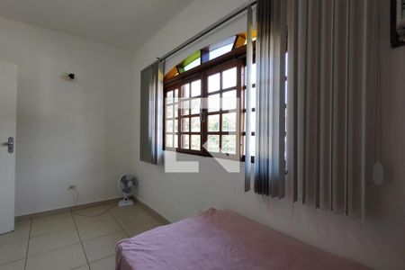 Casa de condomínio à venda com 250m², 5 quartos e 2 vagasQuarto 2