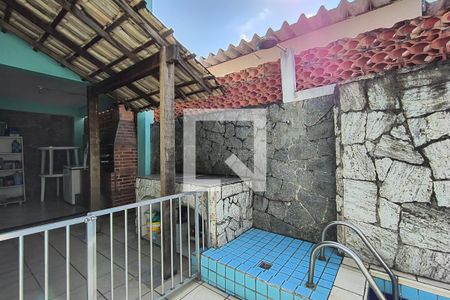 Casa de condomínio à venda com 250m², 5 quartos e 2 vagasChurrasqueira