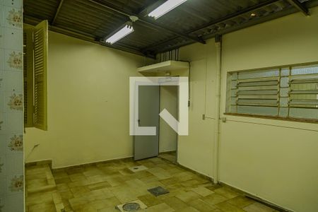 Casa à venda com 184m², 4 quartos e 2 vagasCozinha e Área de Serviço