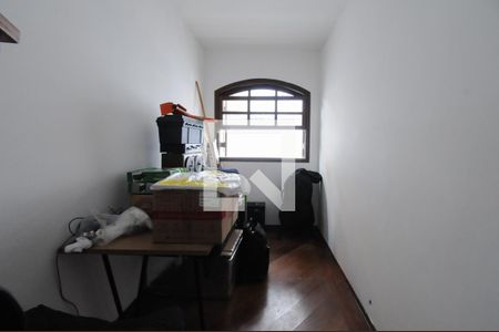 Casa à venda com 265m², 4 quartos e 3 vagasQuarto 4