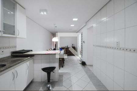 Casa à venda com 265m², 4 quartos e 3 vagasCozinha