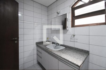 Casa à venda com 265m², 4 quartos e 3 vagasBanheiro Social