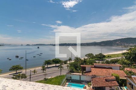 Apartamento à venda com 239m², 4 quartos e 3 vagas